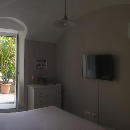 Pergolato Suite Sanremo Bagian luar foto