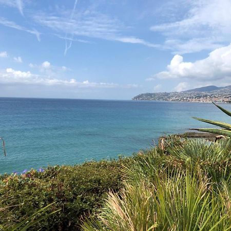 Pergolato Suite Sanremo Bagian luar foto
