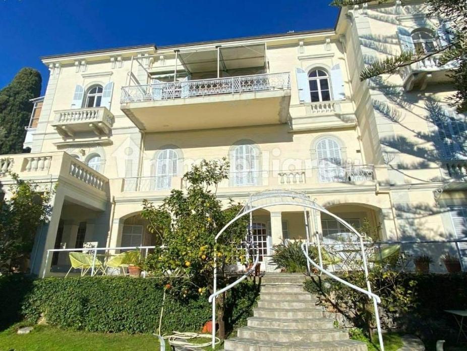 Pergolato Suite Sanremo Bagian luar foto